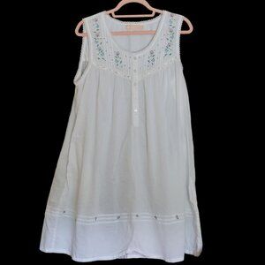 La CERA Women's Sleeveless Cotton Embroidered Chemise, Button Front, Size XL